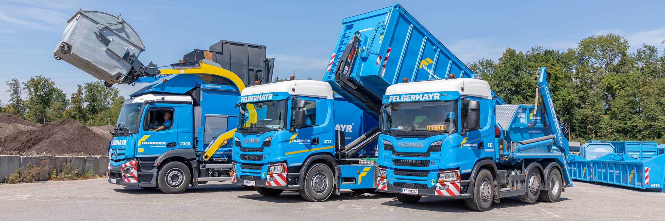 © Felbermayr/Weickinger Felbermayr Fahrzeuge auf Vorplatz vor Containerlager